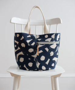 Noodlehead - Crescent tote (ENGELS)